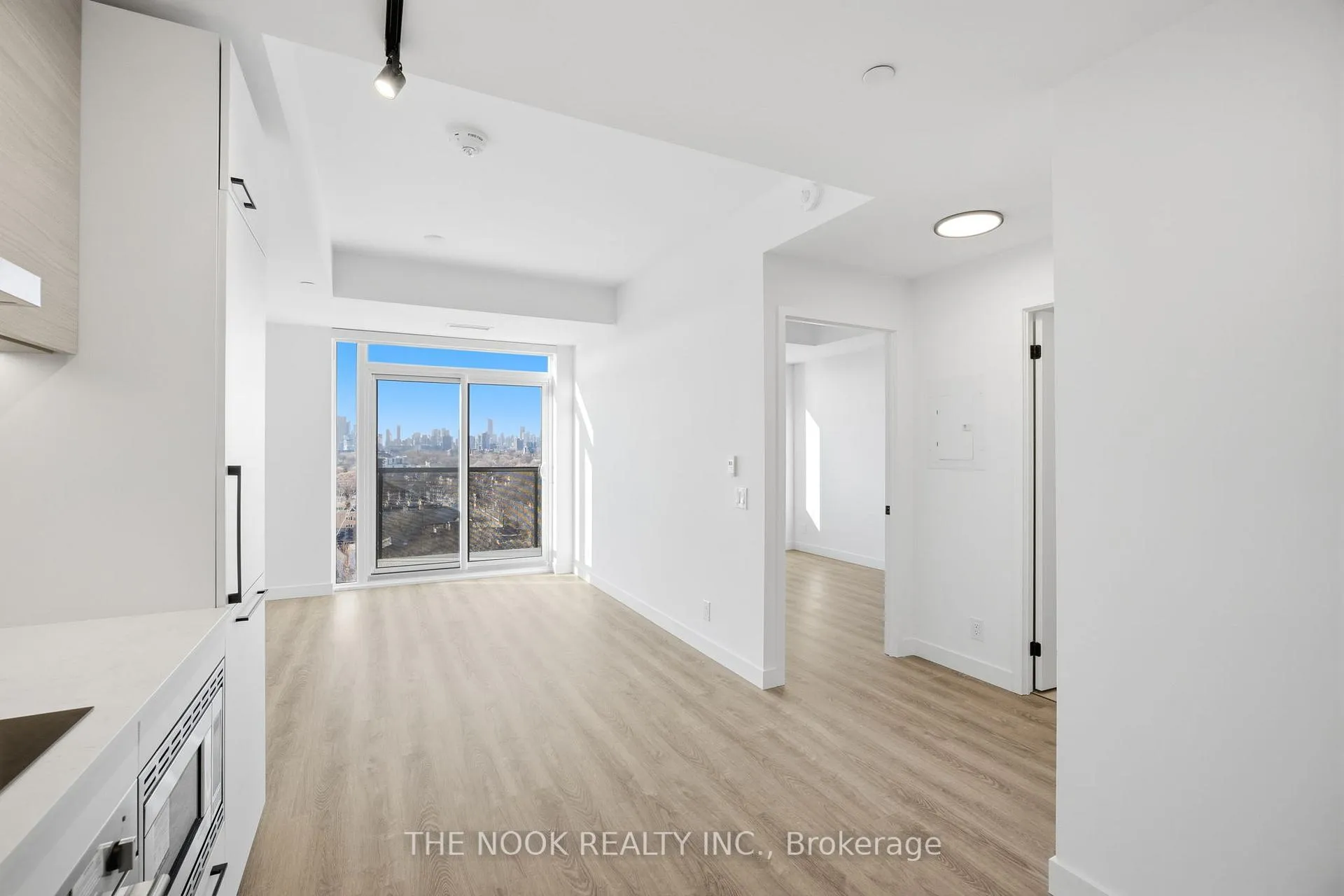 Photo 5 of Unit 1214, 1050 Eastern Avenue, Toronto, Greenwood-Coxwell — HOMEH