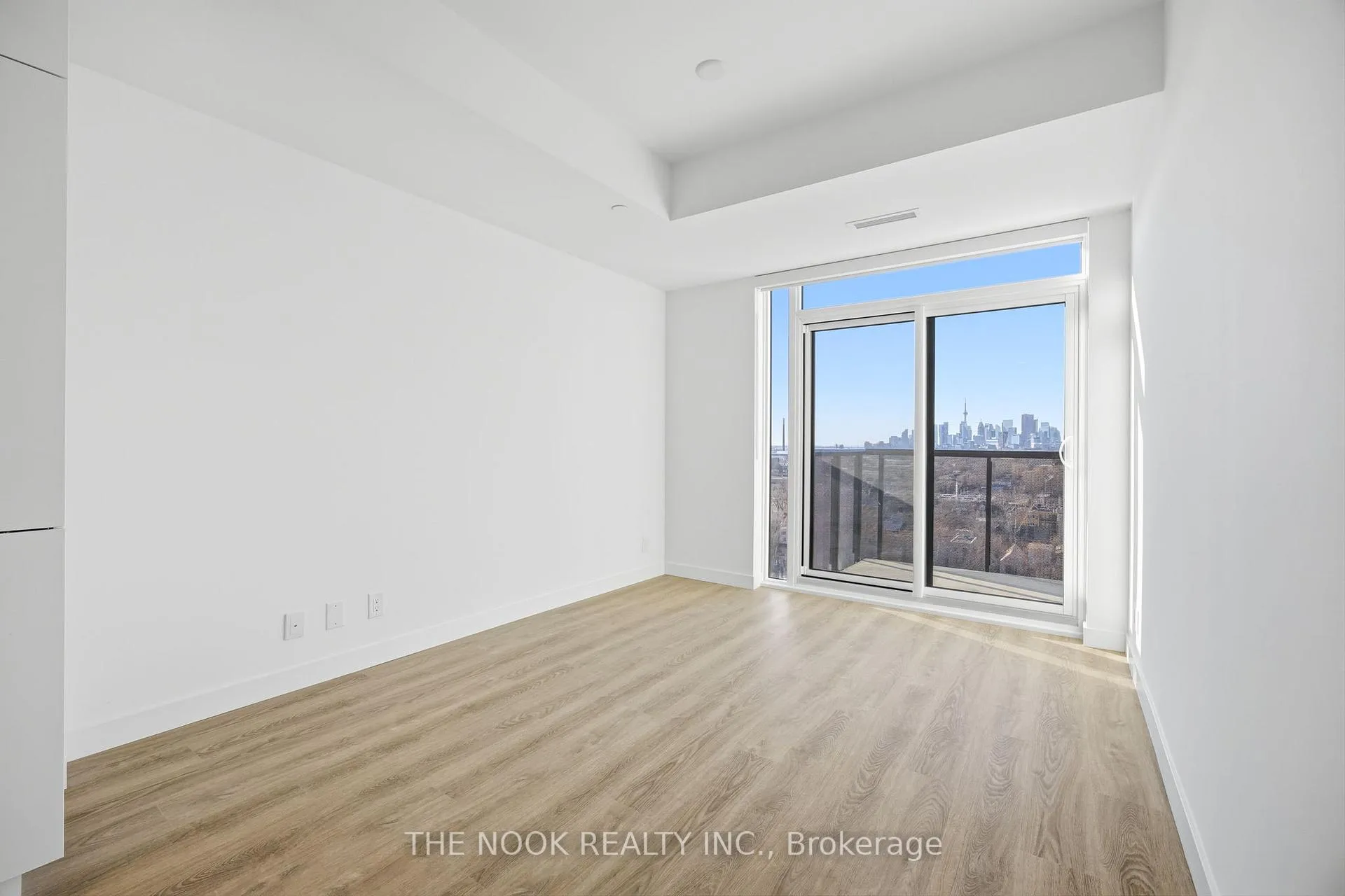 Photo 6 of Unit 1214, 1050 Eastern Avenue, Toronto, Greenwood-Coxwell — HOMEH