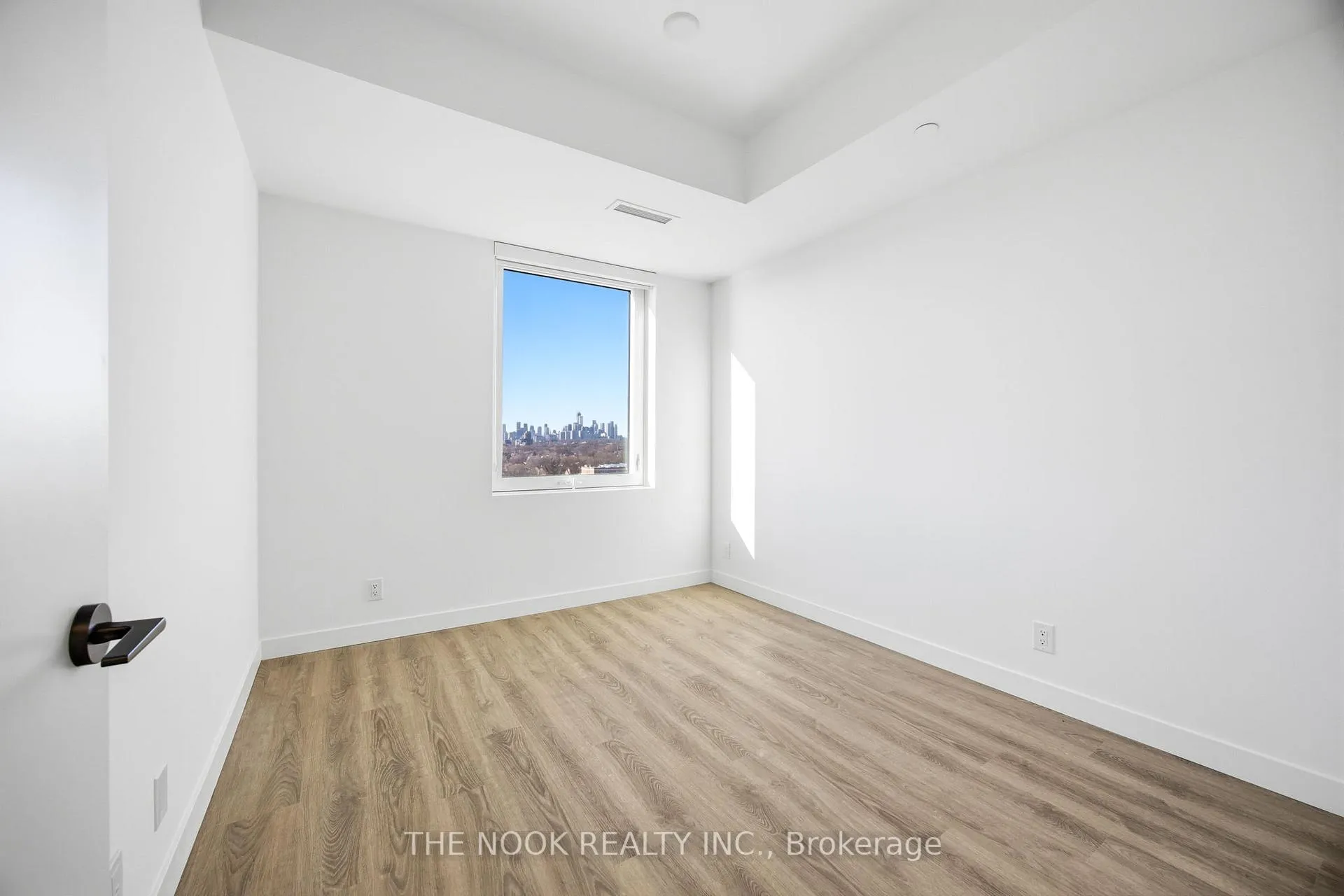 Photo 12 of Unit 1214, 1050 Eastern Avenue, Toronto, Greenwood-Coxwell — HOMEH