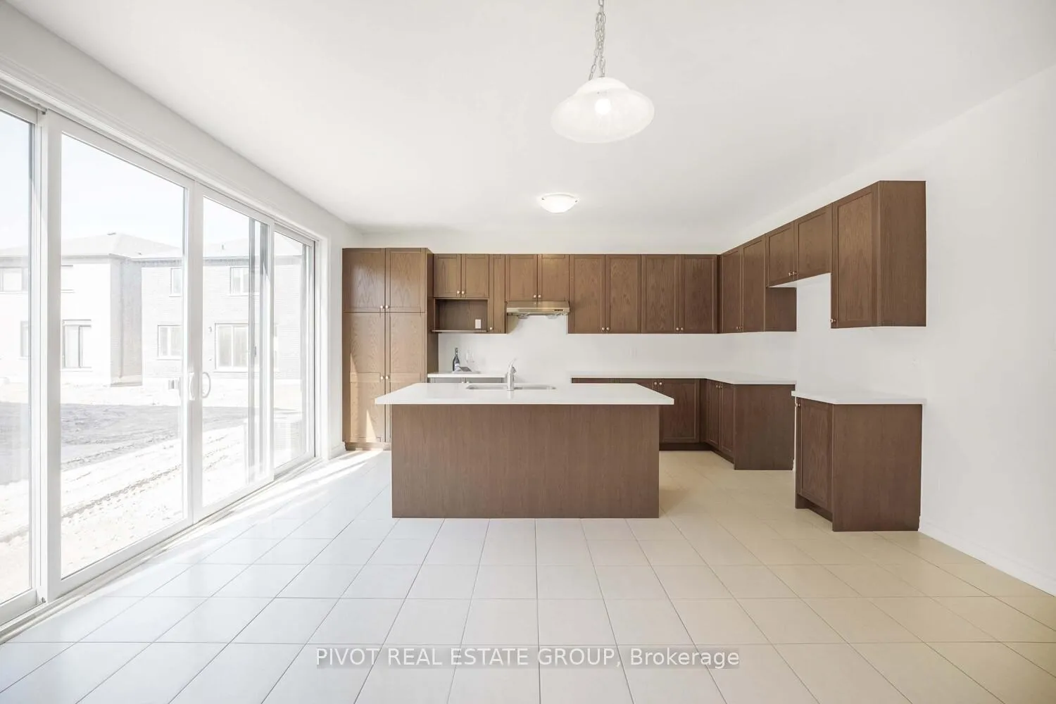 Photo 12 of 62 Tweedhill Avenue, Caledon, Rural Caledon — HOMEH