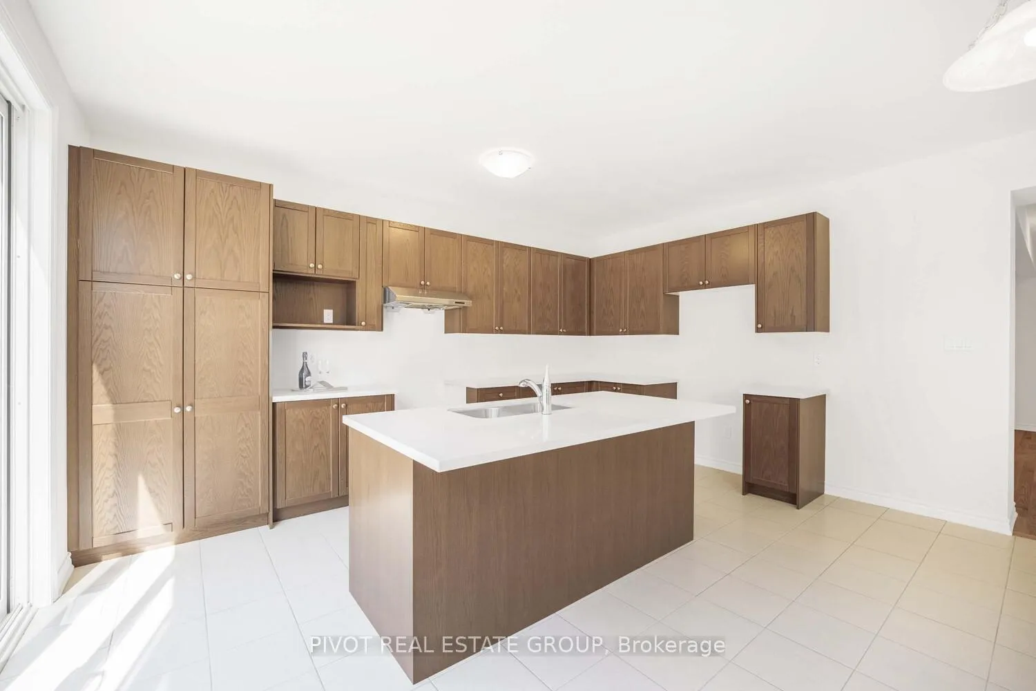 Photo 13 of 62 Tweedhill Avenue, Caledon, Rural Caledon — HOMEH