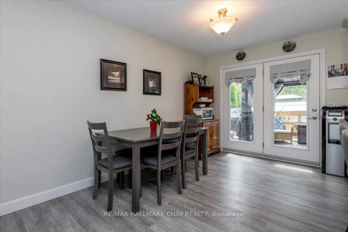 Photo 7 of 1115 Shore Acres Drive, Innisfil, Gilford — HOMEH