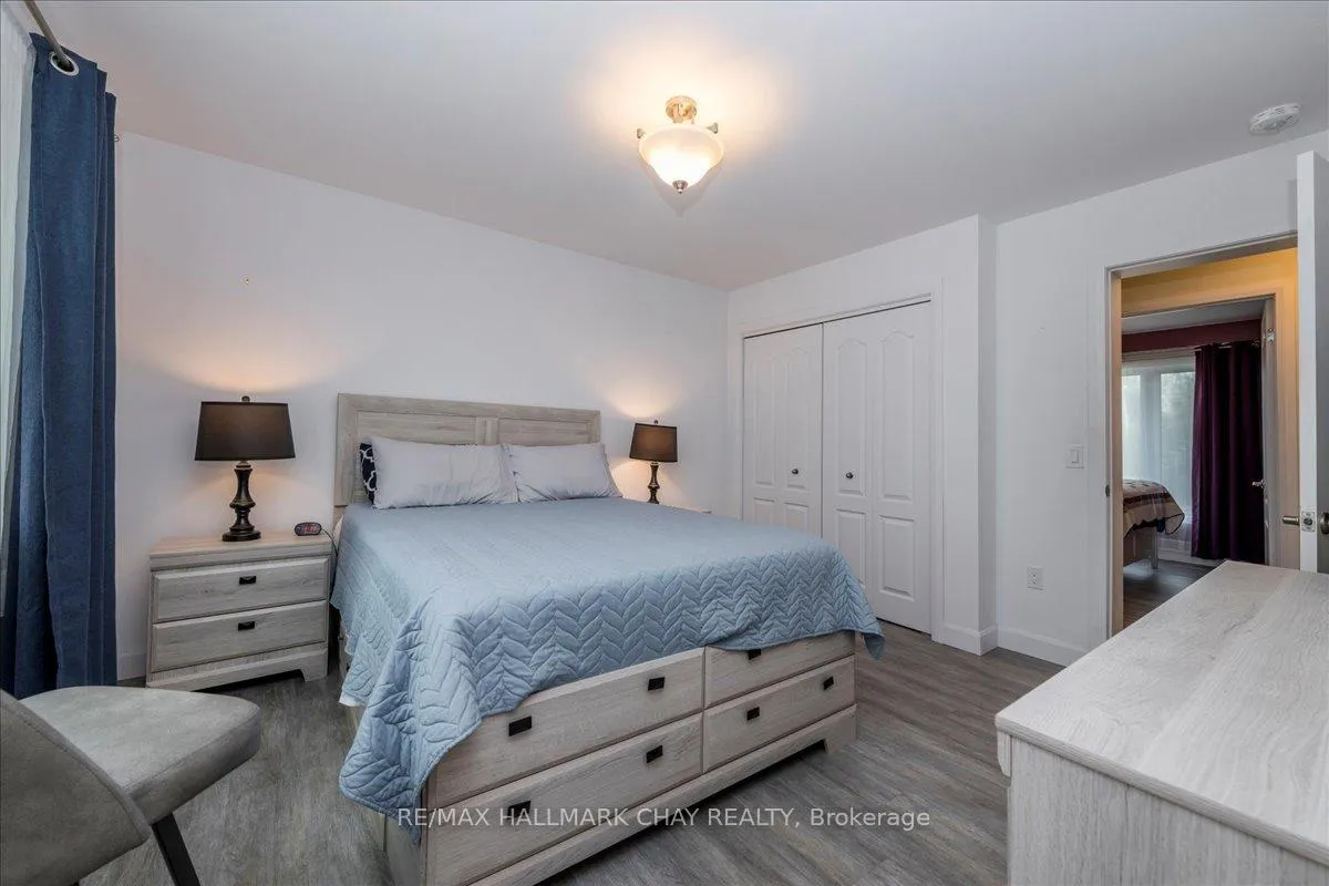 Photo 8 of 1115 Shore Acres Drive, Innisfil, Gilford — HOMEH