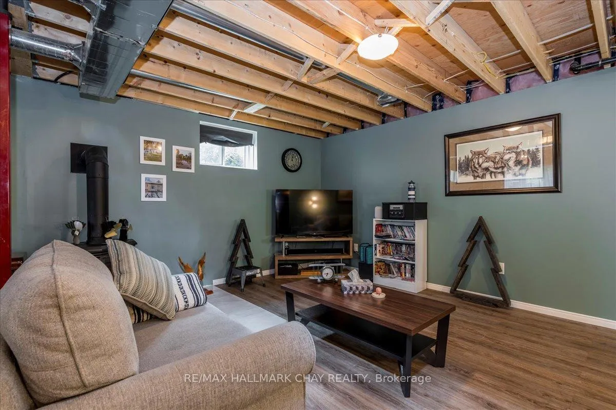 Photo 15 of 1115 Shore Acres Drive, Innisfil, Gilford — HOMEH