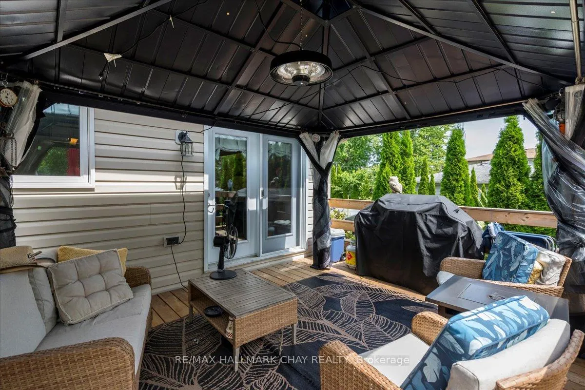 Photo 18 of 1115 Shore Acres Drive, Innisfil, Gilford — HOMEH
