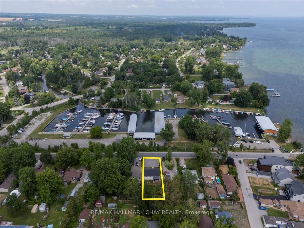 Photo 30 of 1115 Shore Acres Drive, Innisfil, Gilford — HOMEH