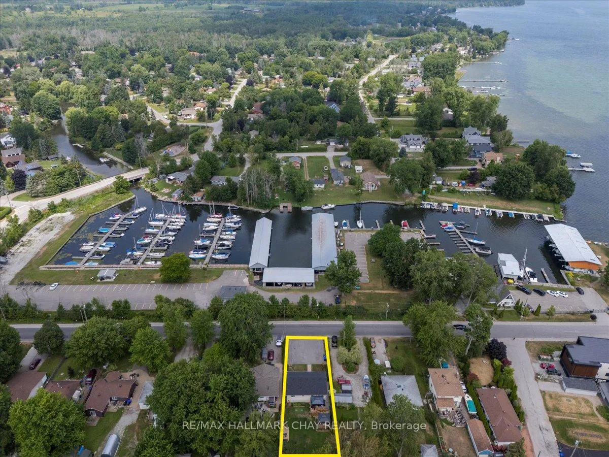 Photo 31 of 1115 Shore Acres Drive, Innisfil, Gilford — HOMEH