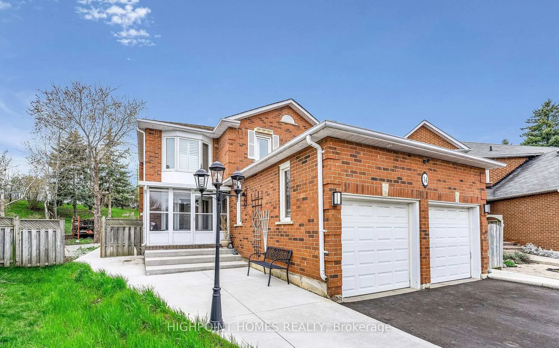Photo 2 of 14 Large Court, Brampton, Westgate — HOMEH