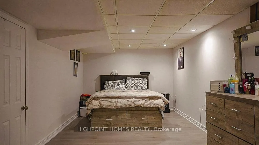 Photo 9 of 14 Large Court, Brampton, Westgate — HOMEH