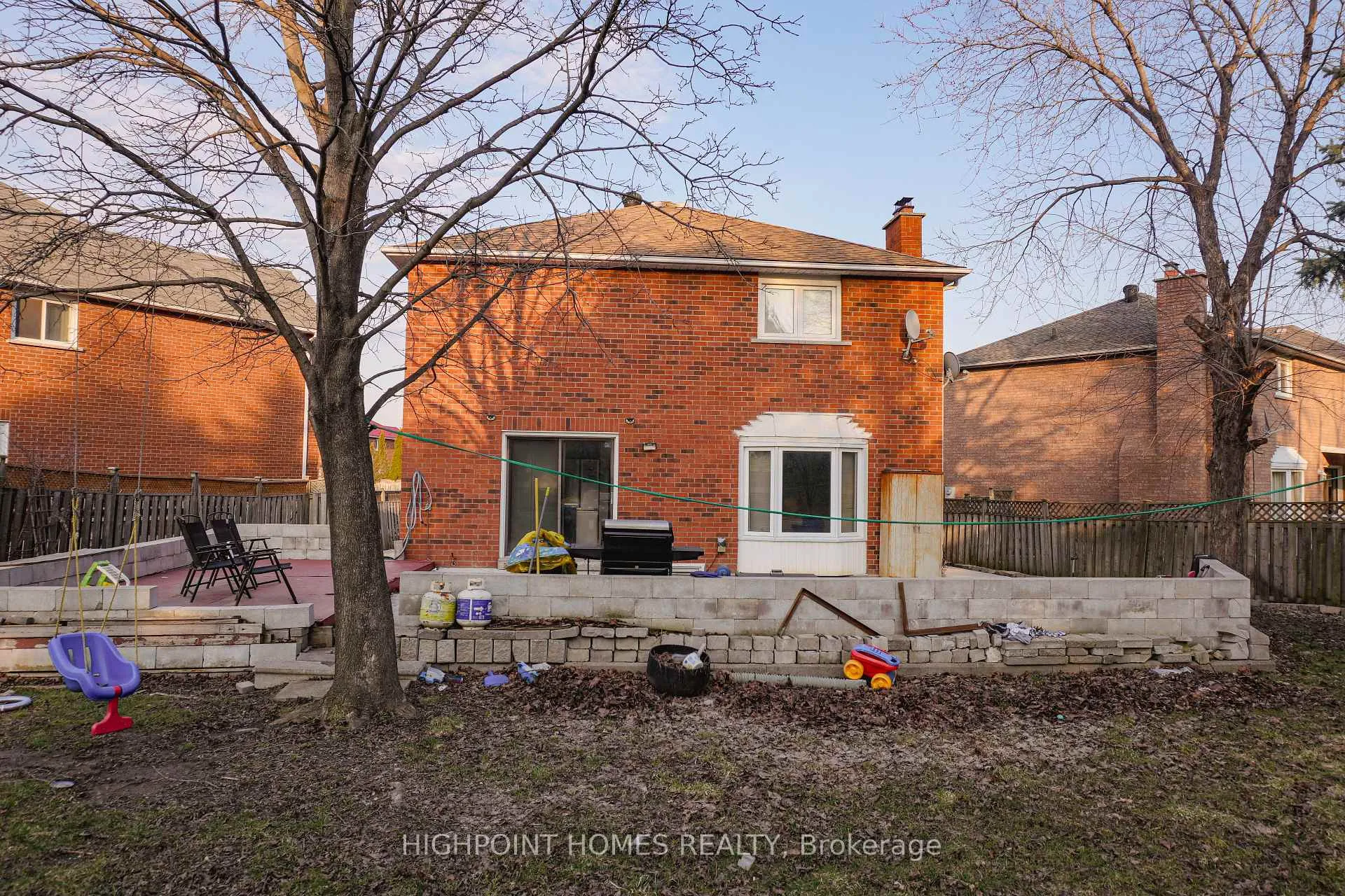 Photo 33 of 14 Large Court, Brampton, Westgate — HOMEH
