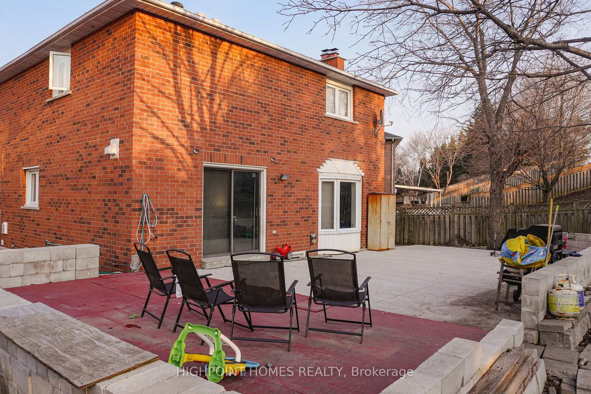 Photo 34 of 14 Large Court, Brampton, Westgate — HOMEH