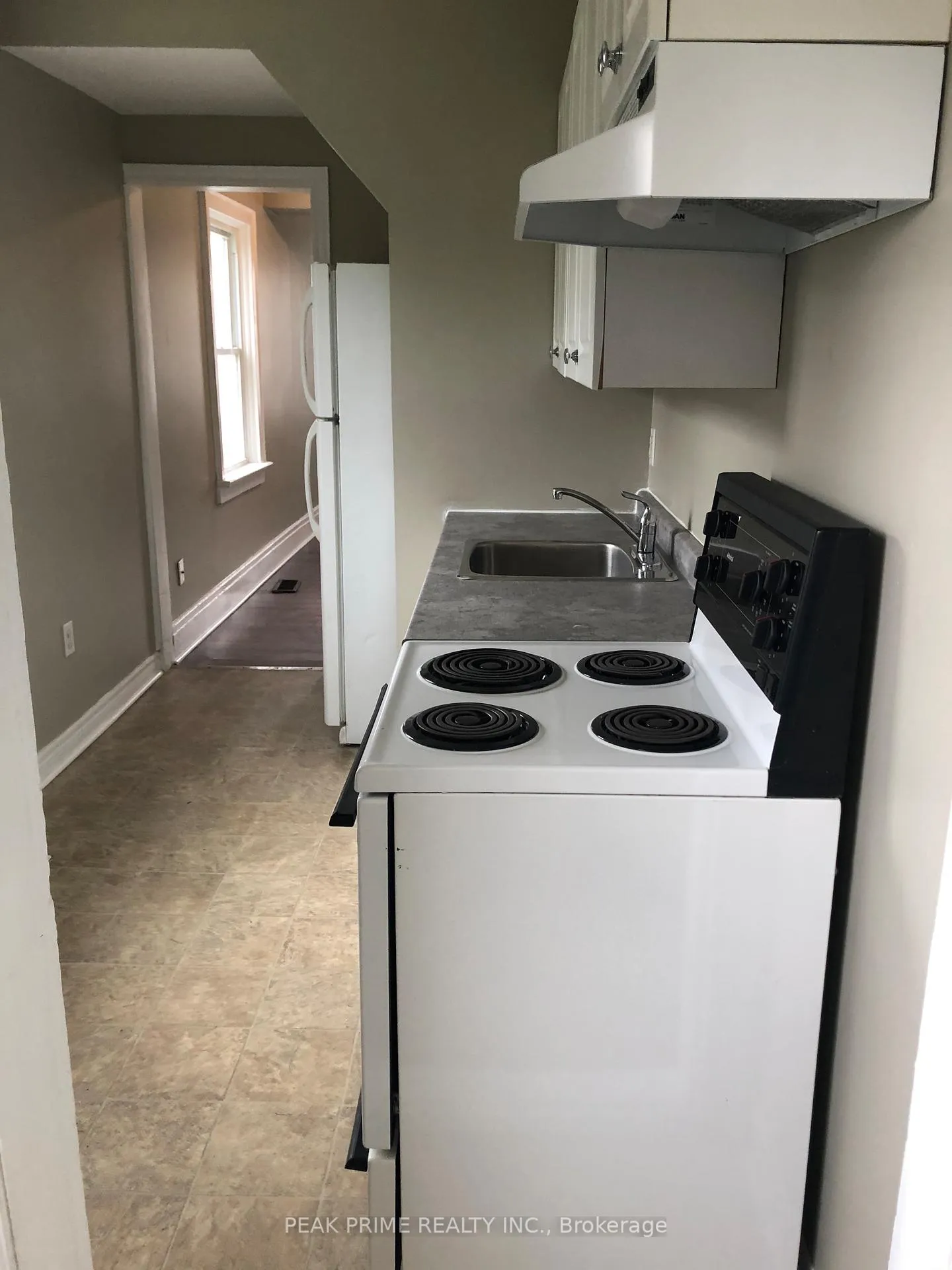 Photo 6 of Unit 1, 30 Hamilton Street, St. Catharines, Western Hill — HOMEH