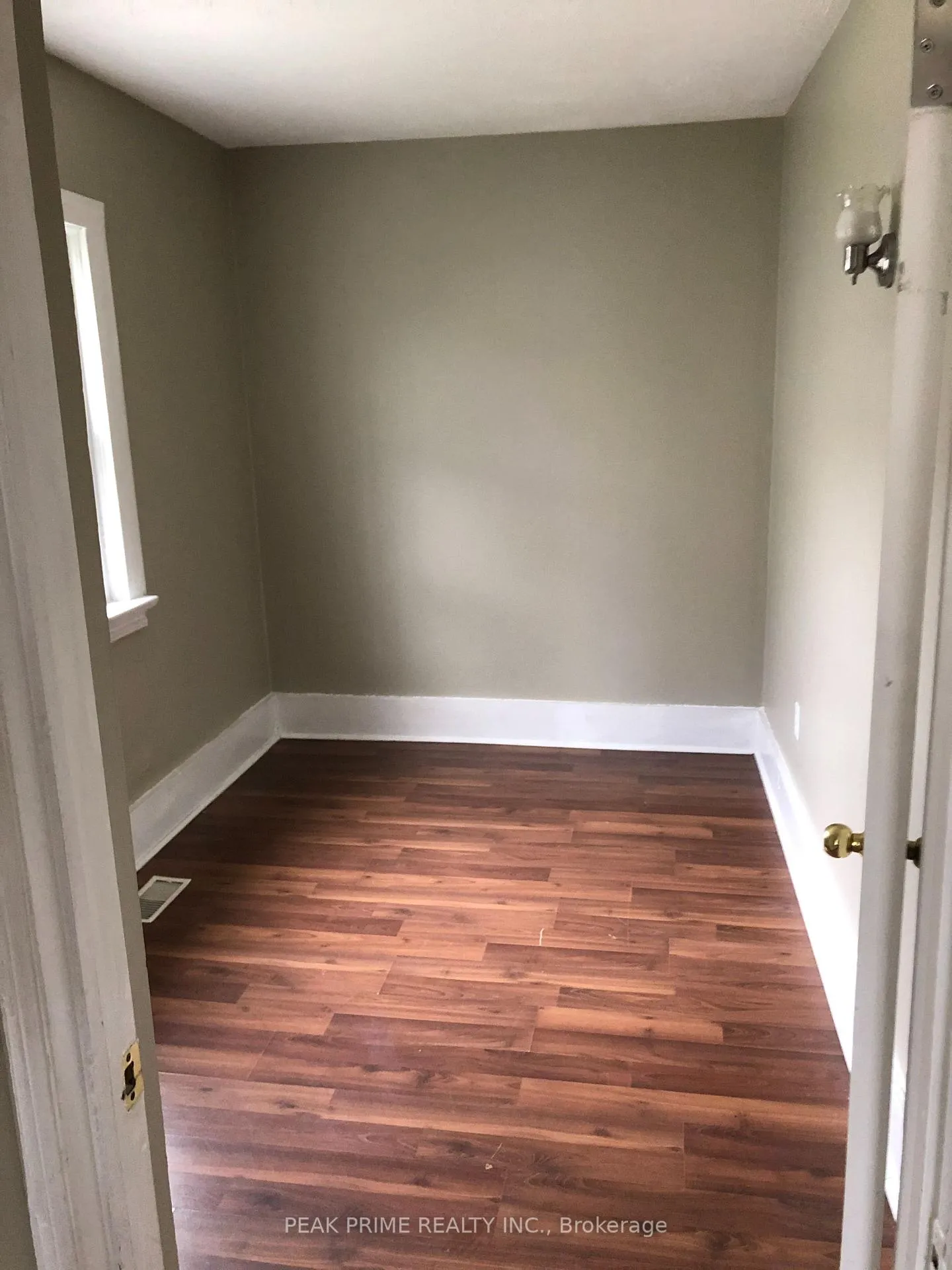 Photo 9 of Unit 1, 30 Hamilton Street, St. Catharines, Western Hill — HOMEH