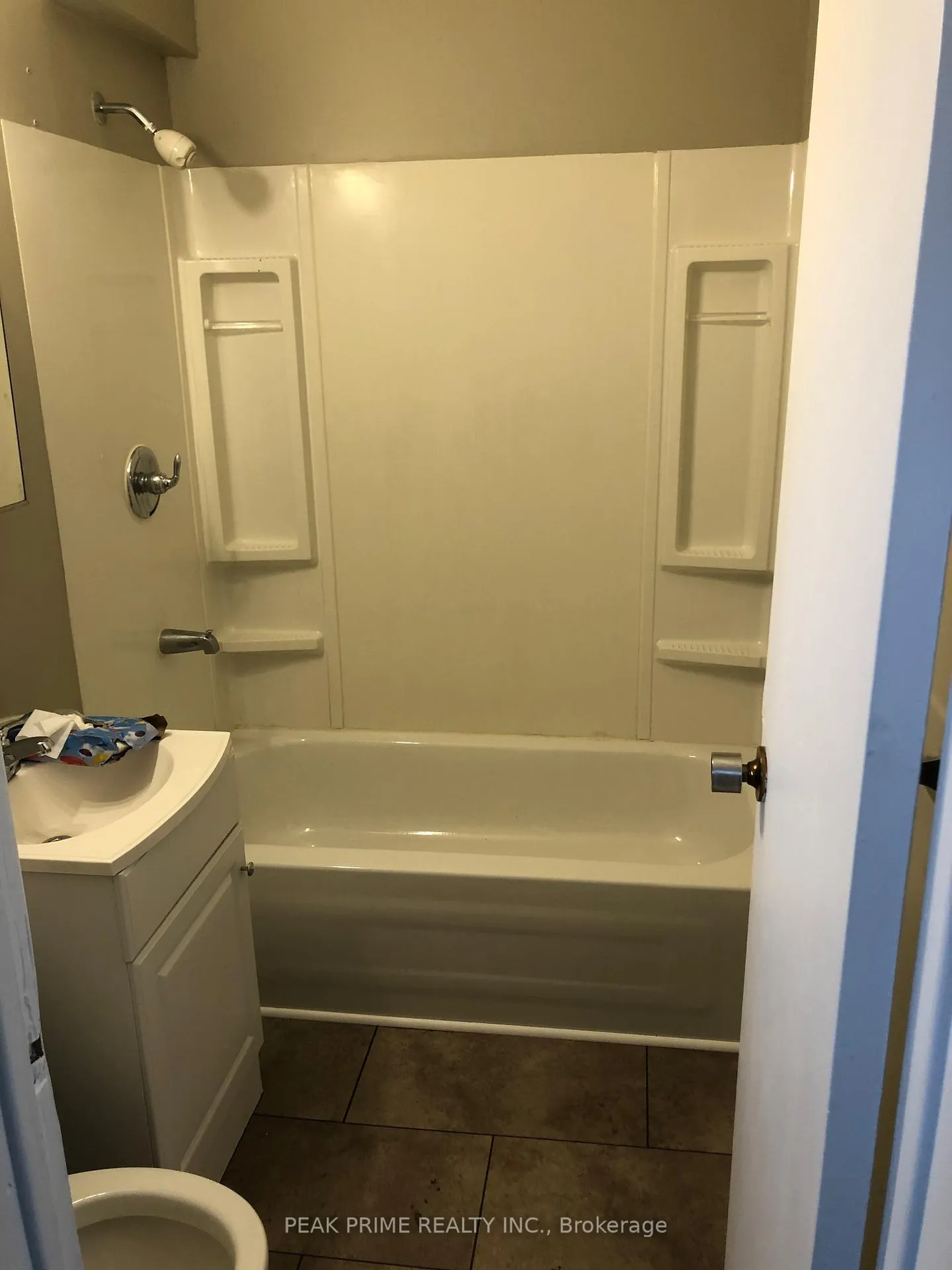 Photo 12 of Unit 1, 30 Hamilton Street, St. Catharines, Western Hill — HOMEH