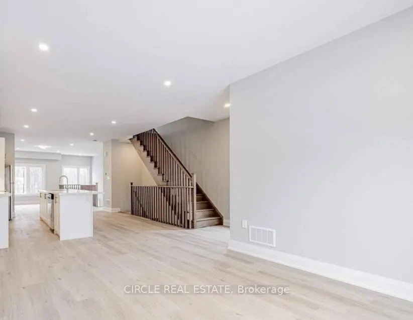 Photo 12 of 1489 Purchase Place, Innisfil, Lefroy — HOMEH