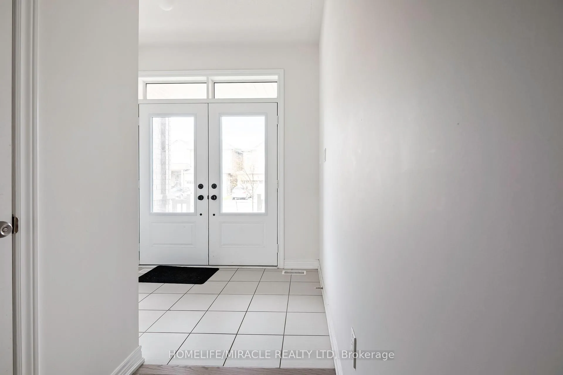 Photo 6 of 534 Red Elm Road, Shelburne — HOMEH