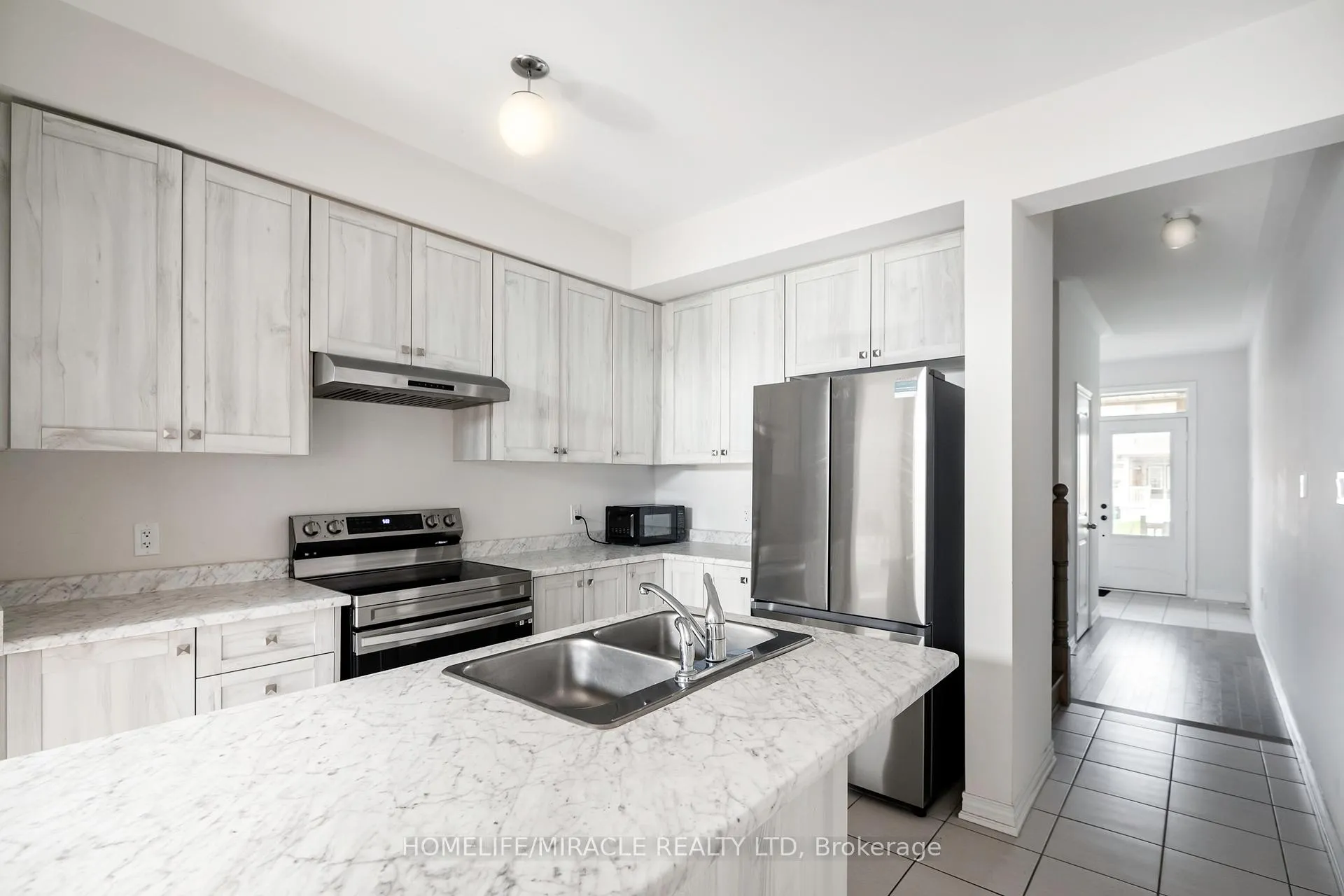 Photo 7 of 534 Red Elm Road, Shelburne — HOMEH