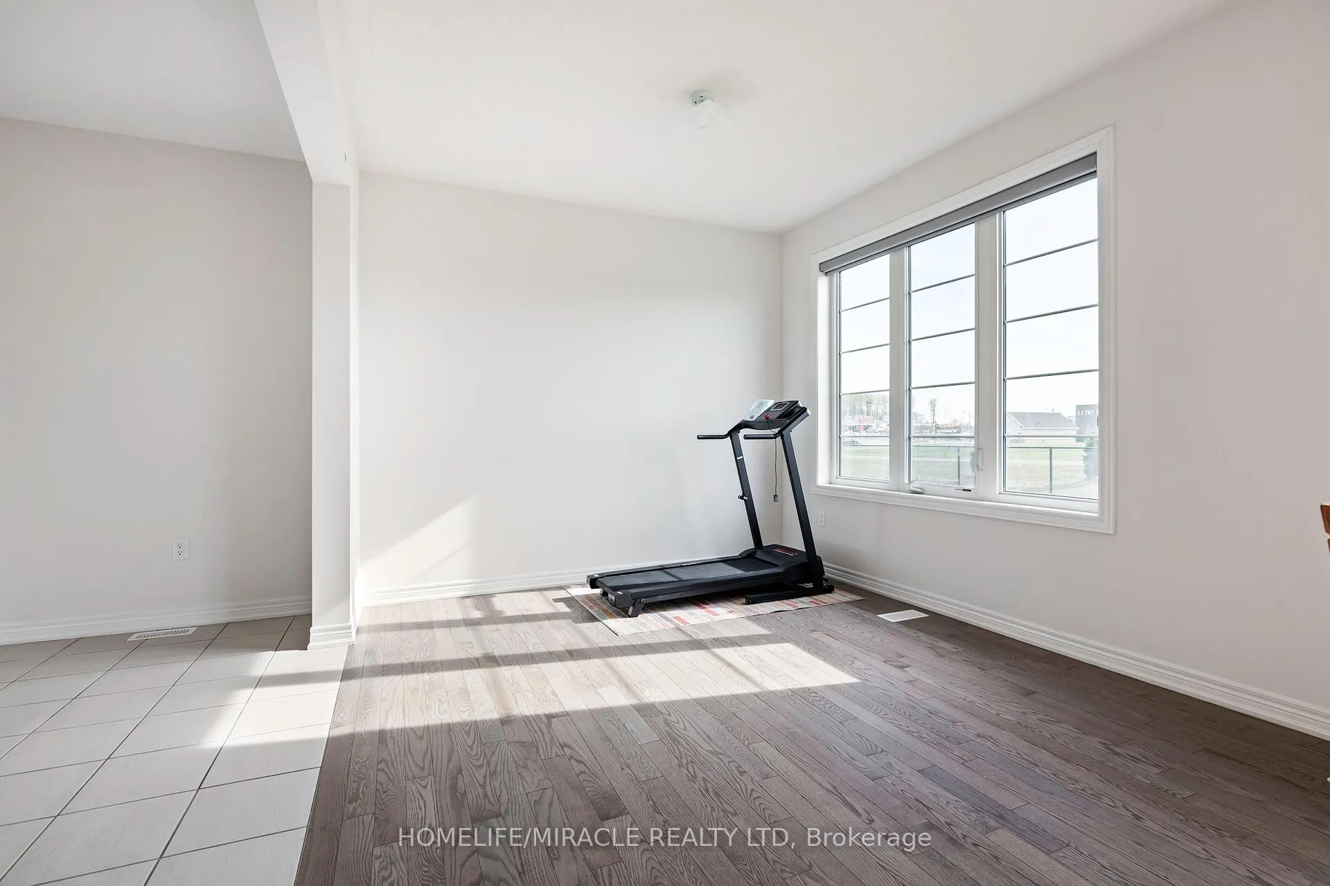 Photo 18 of 534 Red Elm Road, Shelburne — HOMEH