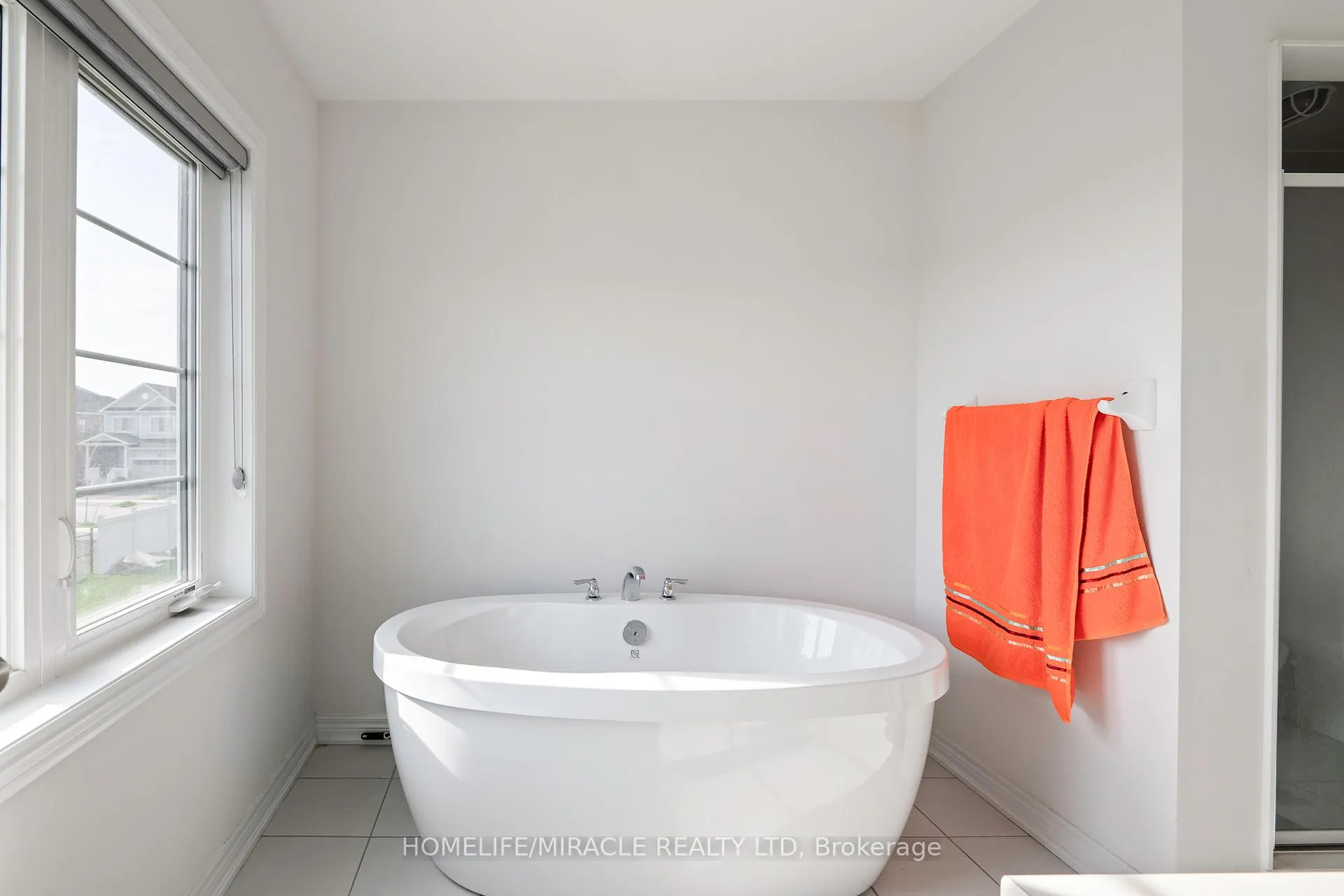 Photo 24 of 534 Red Elm Road, Shelburne — HOMEH