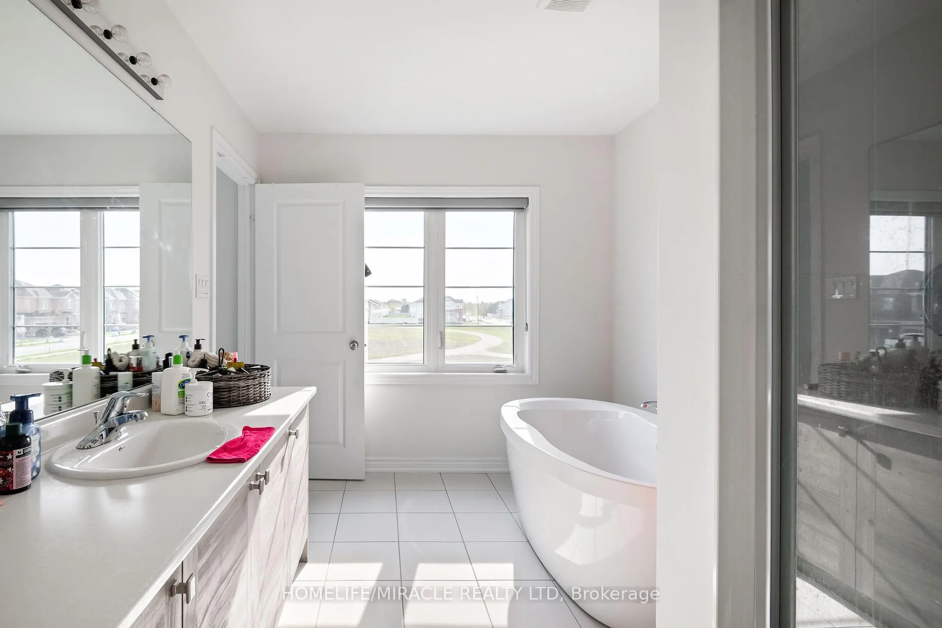 Photo 26 of 534 Red Elm Road, Shelburne — HOMEH