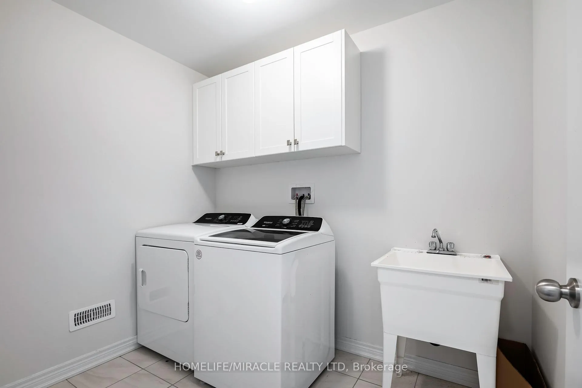 Photo 28 of 534 Red Elm Road, Shelburne — HOMEH
