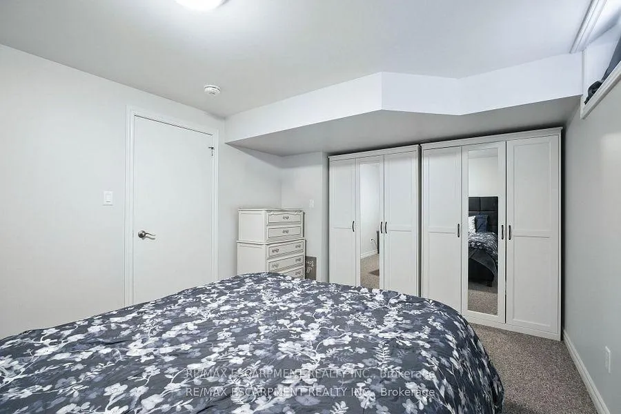 Photo 28 of 17 Hillgarden Drive, Hamilton, Stoney Creek — HOMEH
