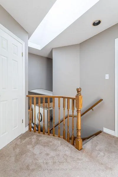 Photo 29 of 17 Hillgarden Drive, Hamilton, Stoney Creek — HOMEH