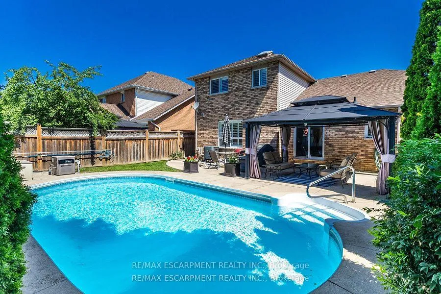 Photo 42 of 17 Hillgarden Drive, Hamilton, Stoney Creek — HOMEH