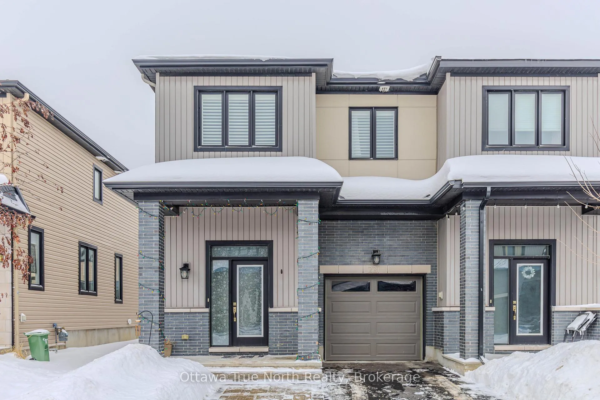 Photo 1 of 221 Don Brown Private, Ottawa, Kanata - Emerald Meadows/Trailwest — HOMEH