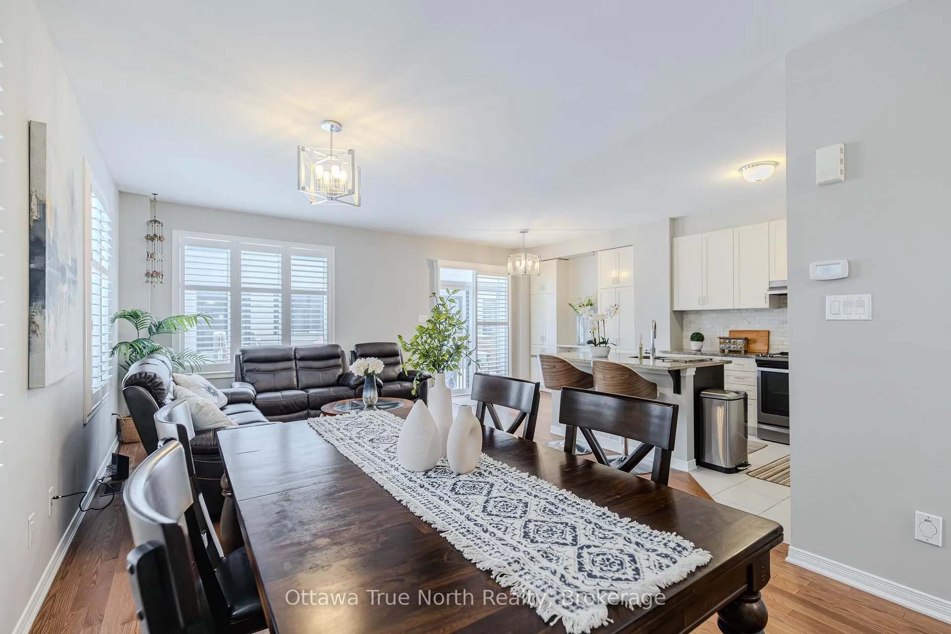 Photo 8 of 221 Don Brown Private, Ottawa, Kanata - Emerald Meadows/Trailwest — HOMEH