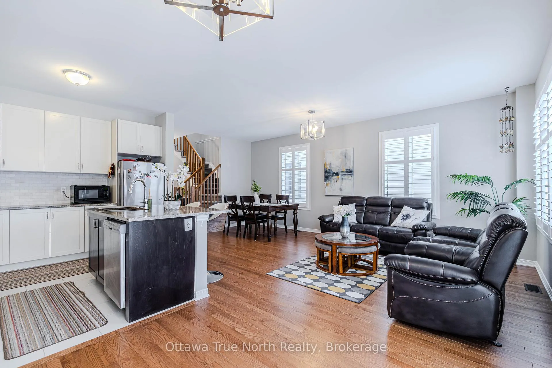 Photo 19 of 221 Don Brown Private, Ottawa, Kanata - Emerald Meadows/Trailwest — HOMEH