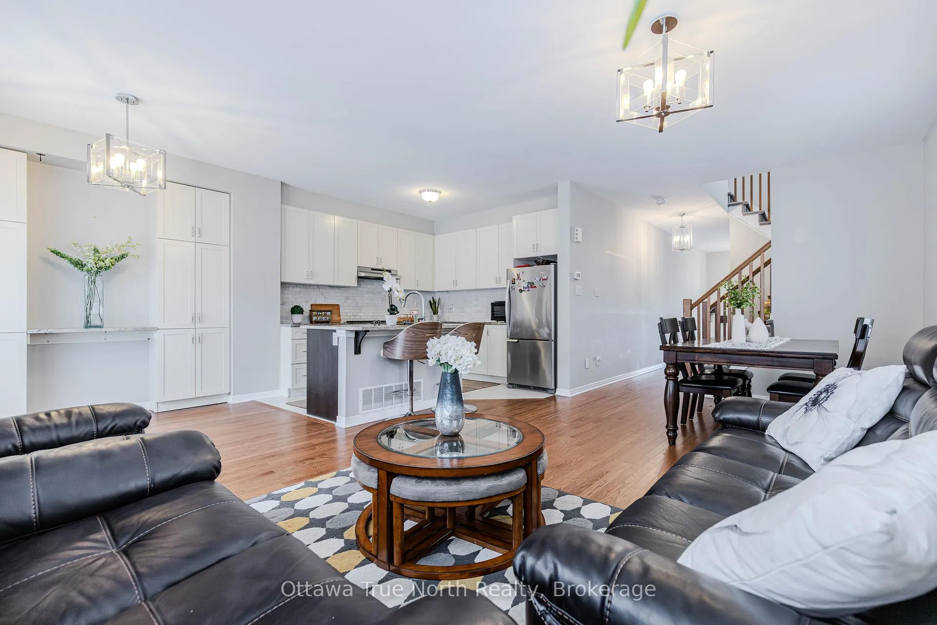 Photo 23 of 221 Don Brown Private, Ottawa, Kanata - Emerald Meadows/Trailwest — HOMEH
