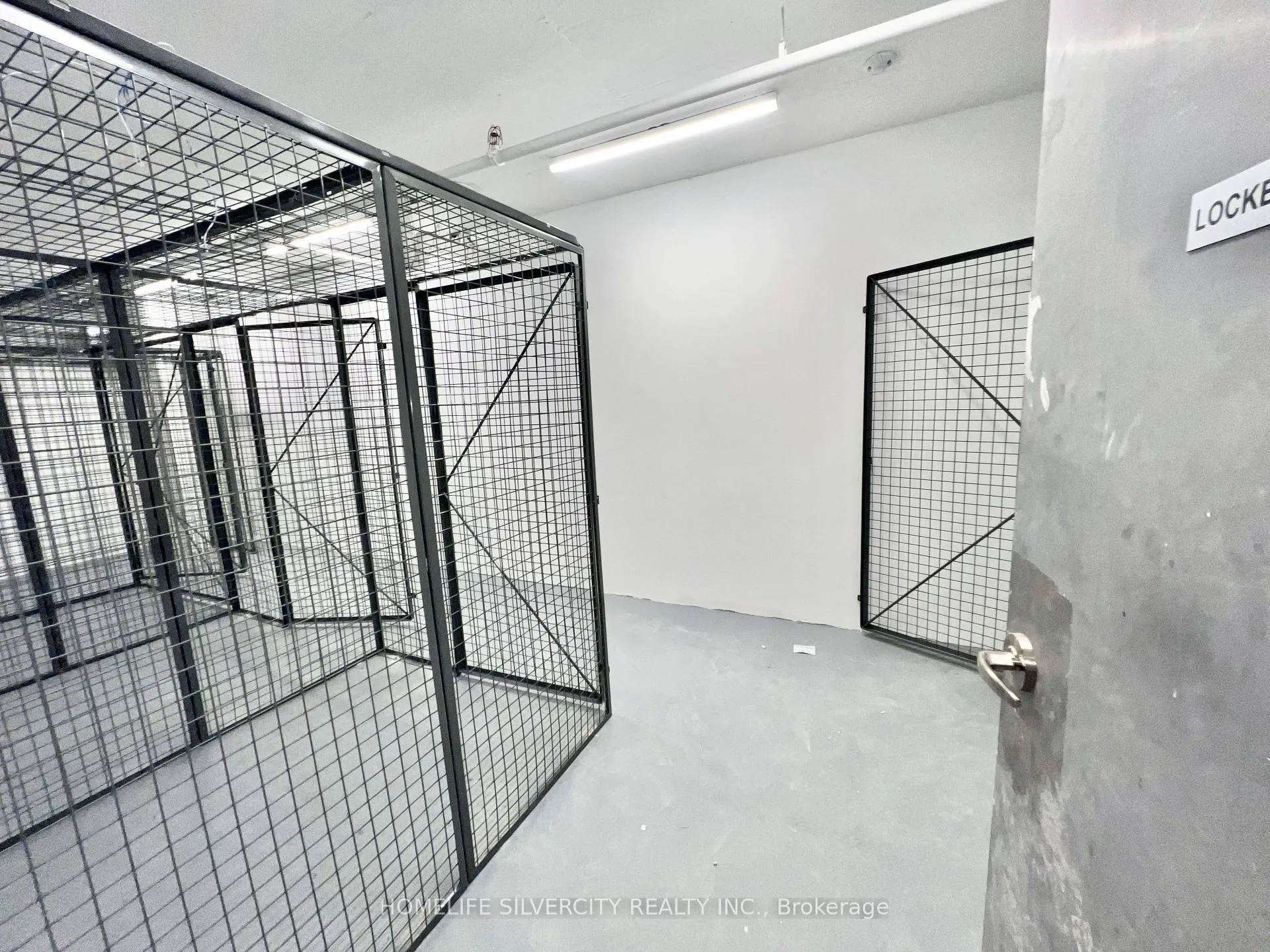 Photo 7 of Unit 409, 27 Korda Gate, Vaughan, Vellore Village — HOMEH