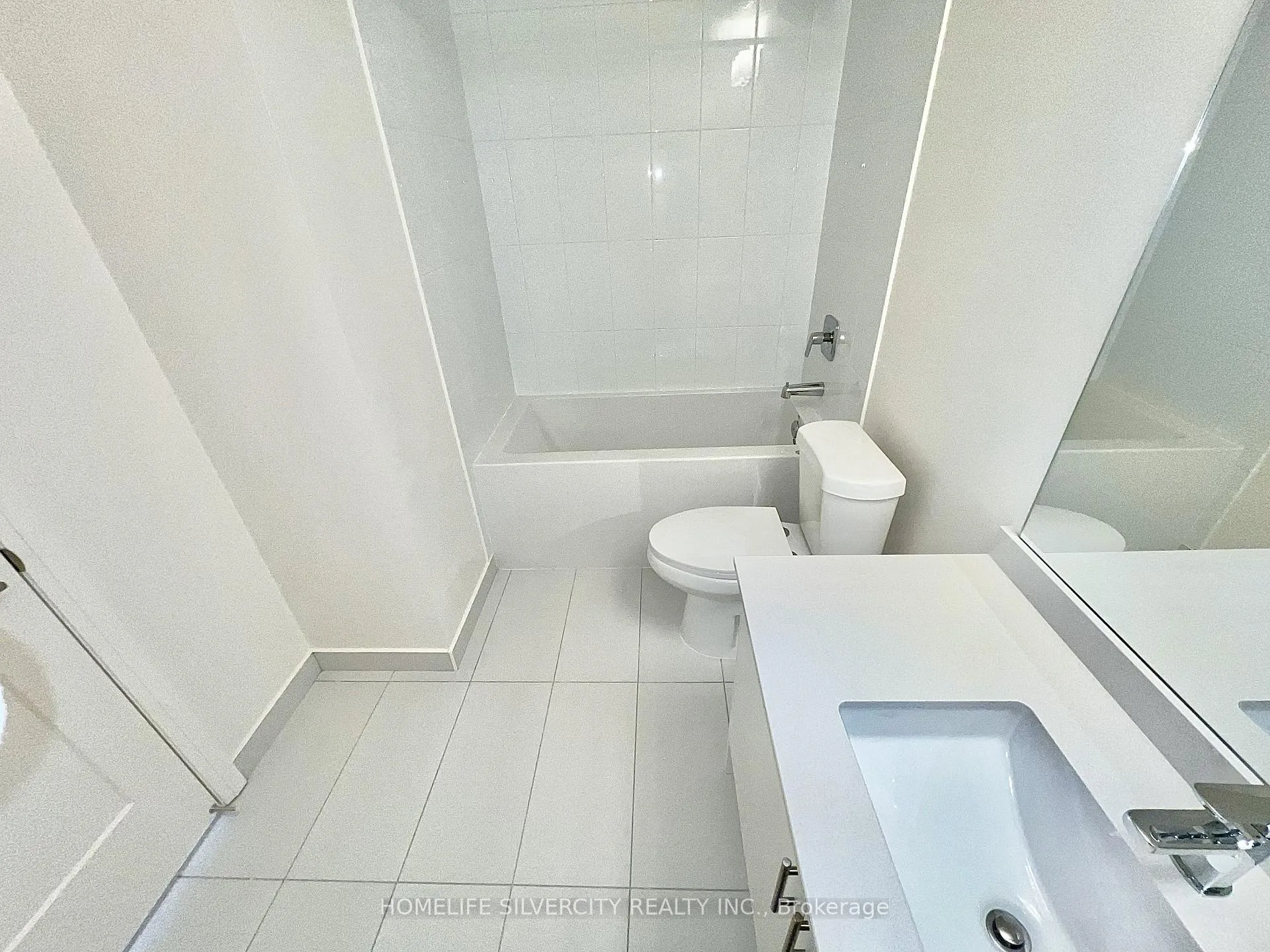 Photo 16 of Unit 409, 27 Korda Gate, Vaughan, Vellore Village — HOMEH