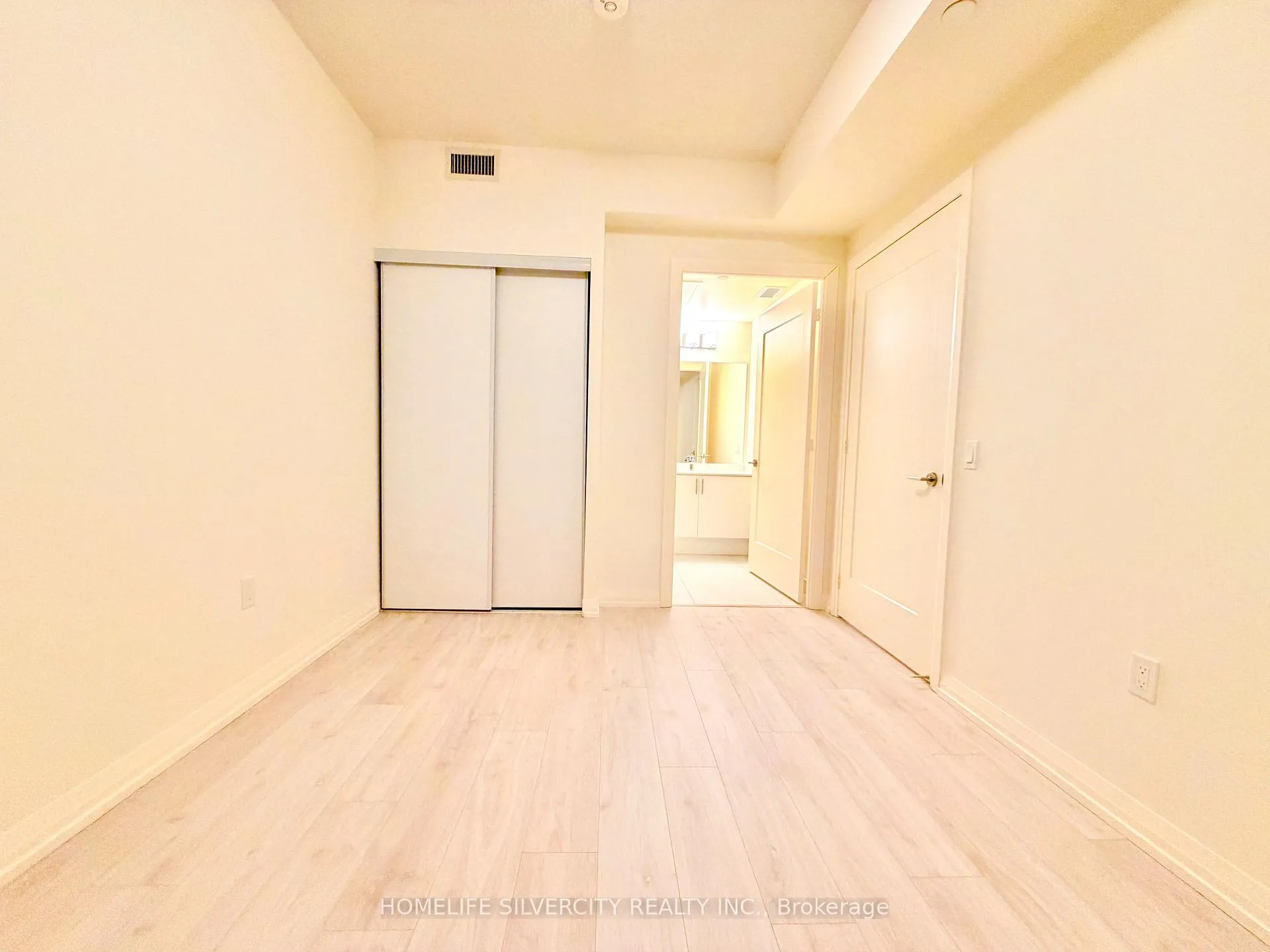 Photo 17 of Unit 409, 27 Korda Gate, Vaughan, Vellore Village — HOMEH