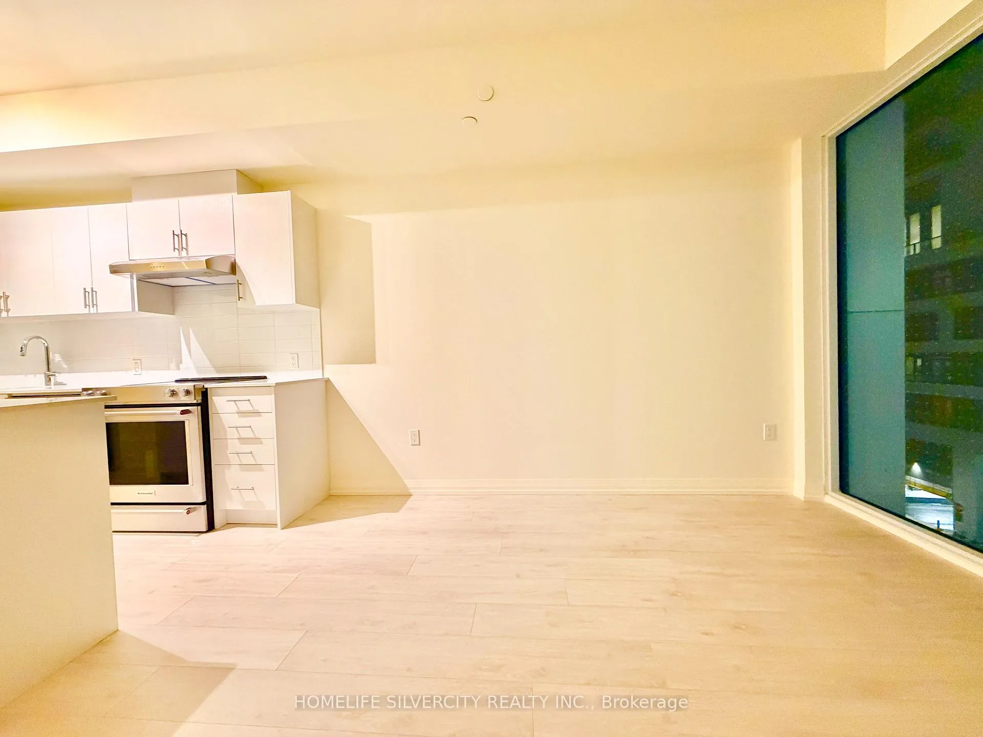 Photo 21 of Unit 409, 27 Korda Gate, Vaughan, Vellore Village — HOMEH