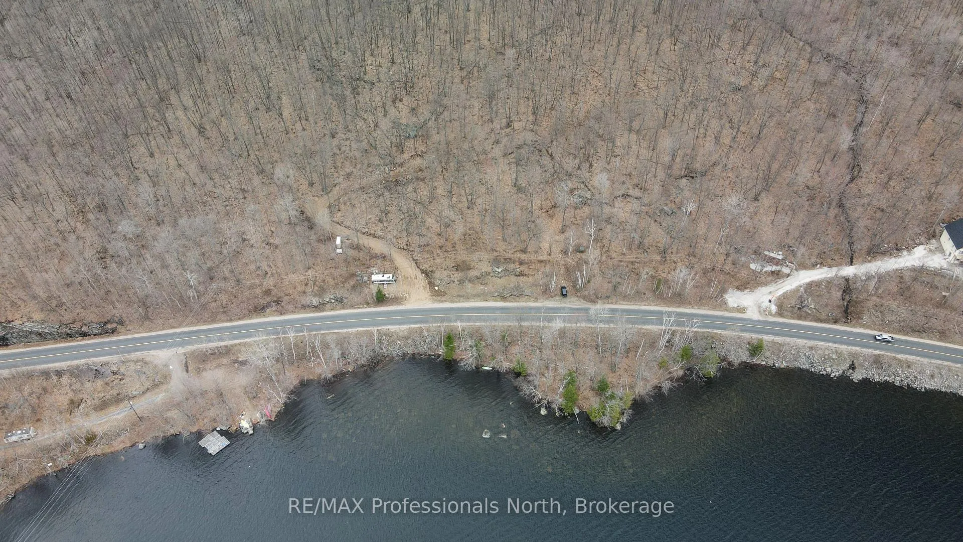 Front of PT LT 27 CON 5 Haliburton Lake Road