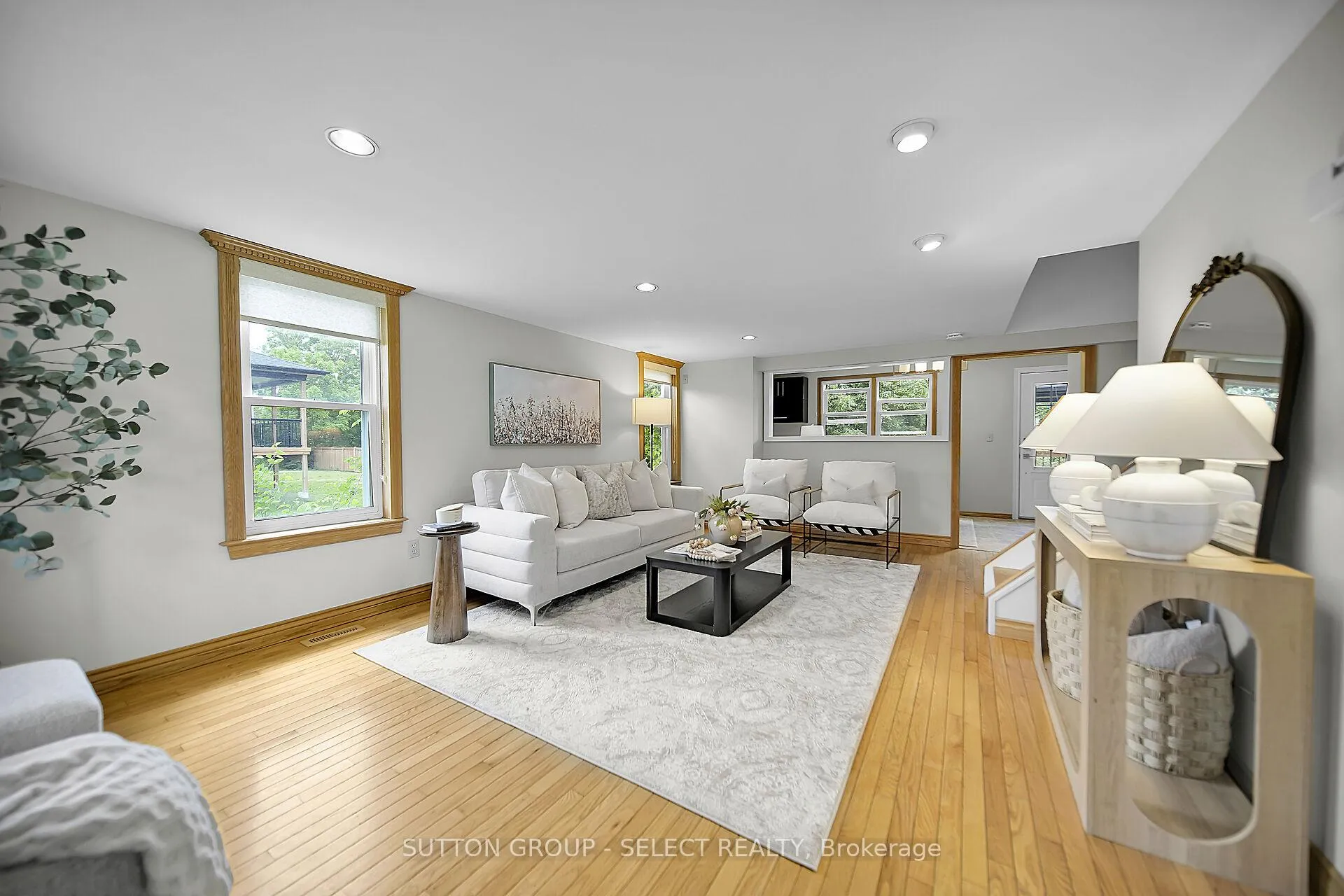 Photo 6 of 2617 Queen Street, Strathroy-Caradoc, Mount Brydges — HOMEH