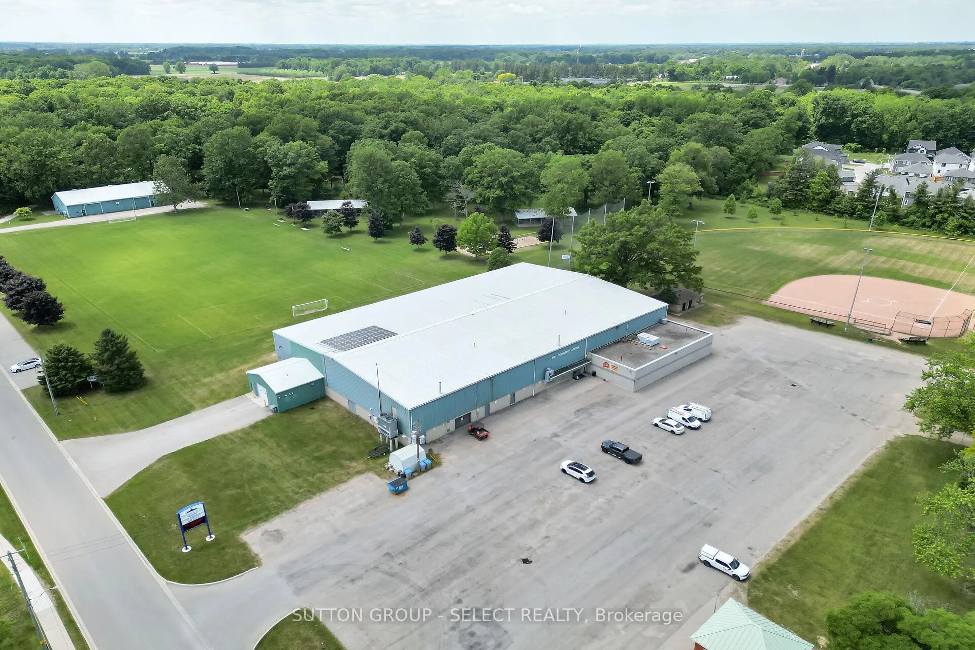 Photo 43 of 2617 Queen Street, Strathroy-Caradoc, Mount Brydges — HOMEH