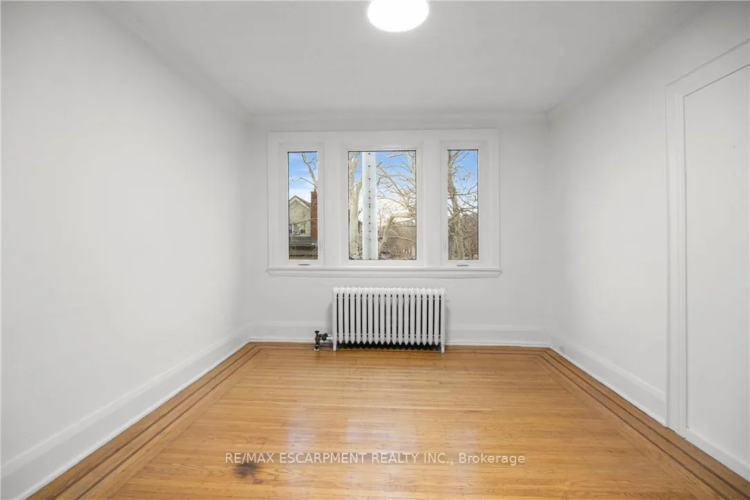 Photo 17 of Unit 5, 312 Aberdeen Avenue, Hamilton, Kirkendall — HOMEH