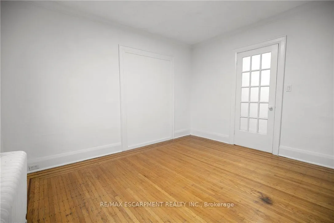 Photo 18 of Unit 5, 312 Aberdeen Avenue, Hamilton, Kirkendall — HOMEH