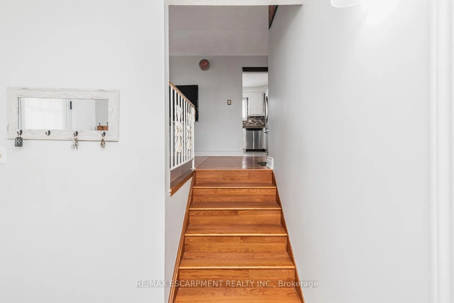 Photo 6 of 102 Quaker Crescent, Hamilton, Quinndale — HOMEH