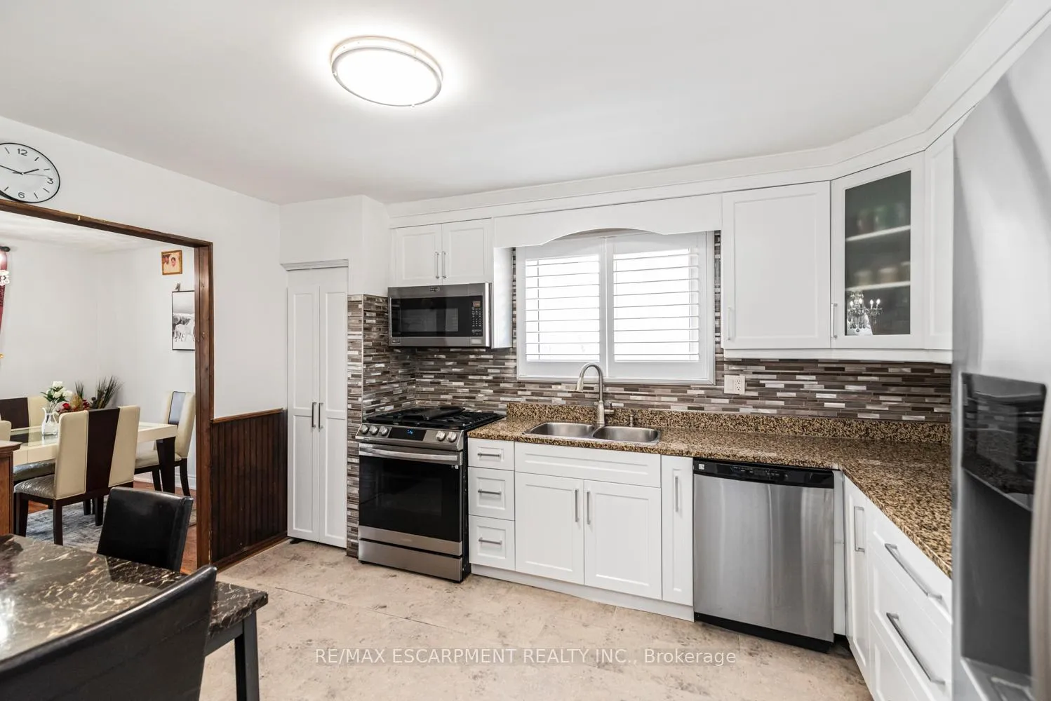 Photo 13 of 102 Quaker Crescent, Hamilton, Quinndale — HOMEH