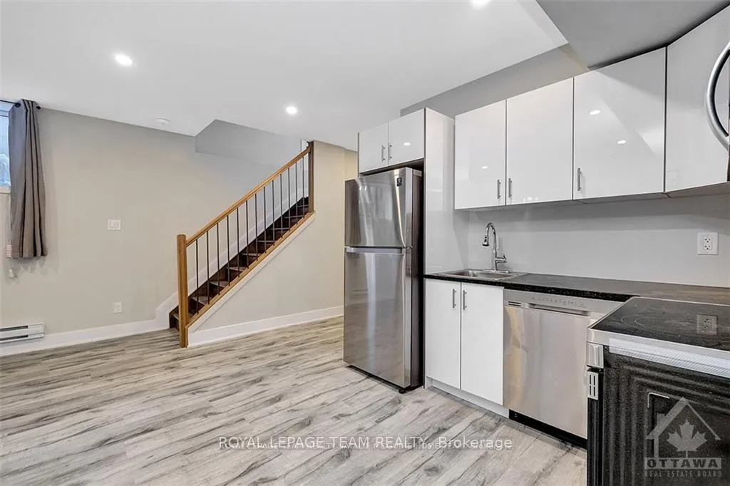 Photo 5 of Unit B, 1307 Thames Street, Ottawa, Carlington — HOMEH