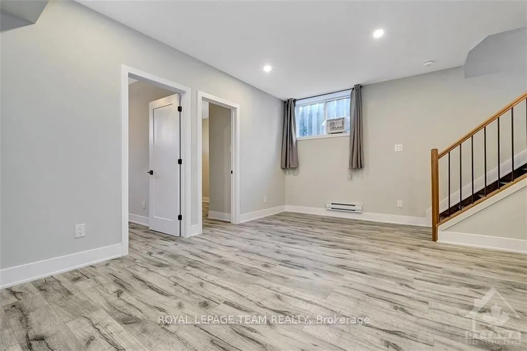 Photo 6 of Unit B, 1307 Thames Street, Ottawa, Carlington — HOMEH