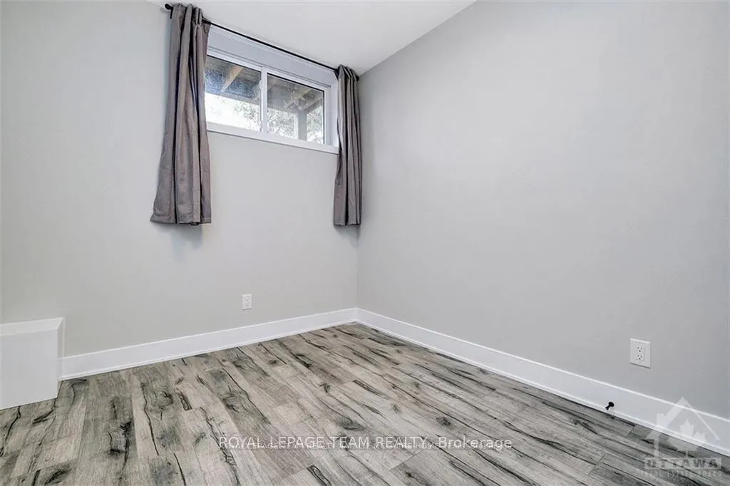 Photo 9 of Unit B, 1307 Thames Street, Ottawa, Carlington — HOMEH