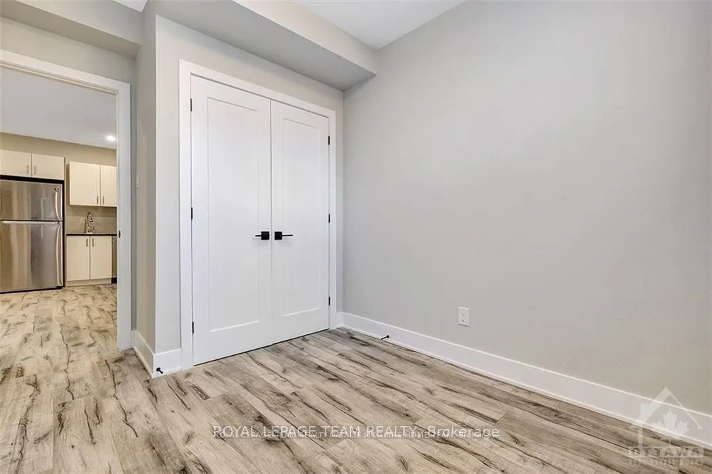 Photo 12 of Unit B, 1307 Thames Street, Ottawa, Carlington — HOMEH