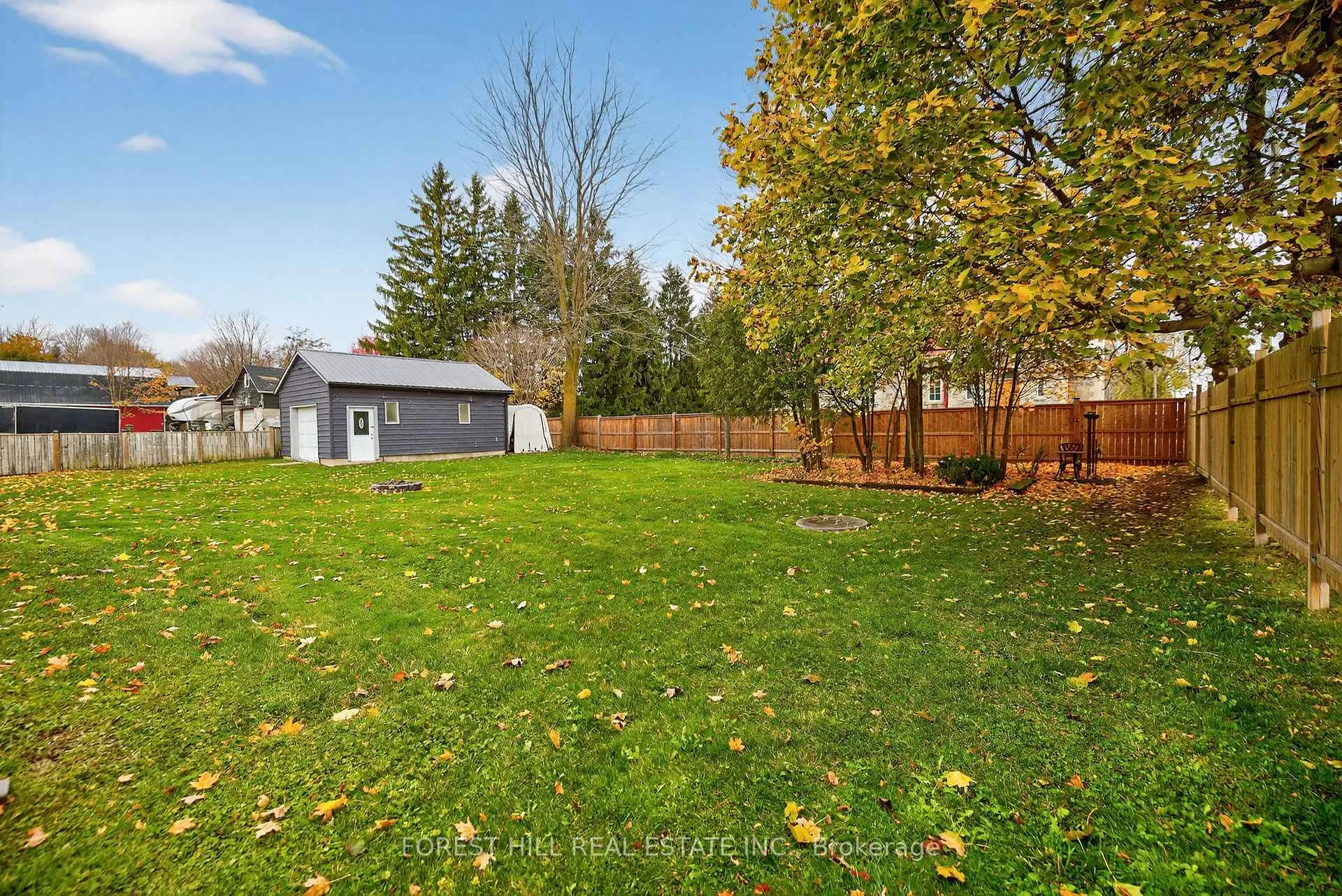 Photo 35 of 3 Elora Street N, Mapleton, Rural Mapleton — HOMEH