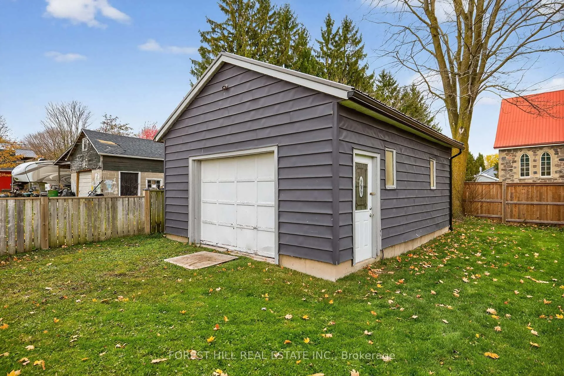 Photo 38 of 3 Elora Street N, Mapleton, Rural Mapleton — HOMEH
