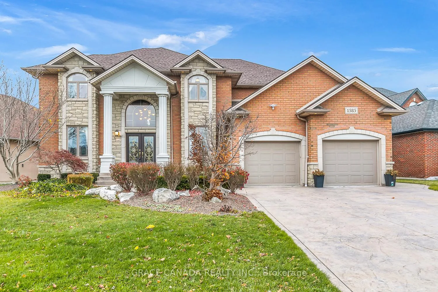 Photo 1 of 1585 Stoneybrook Crescent, Windsor, Roseland East — HOMEH